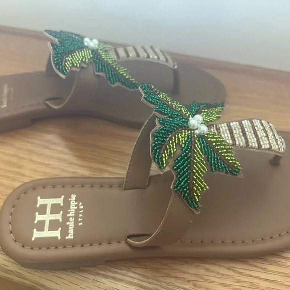 Endless Summer Sandals 🌴🌞 - Picture 3 of 4